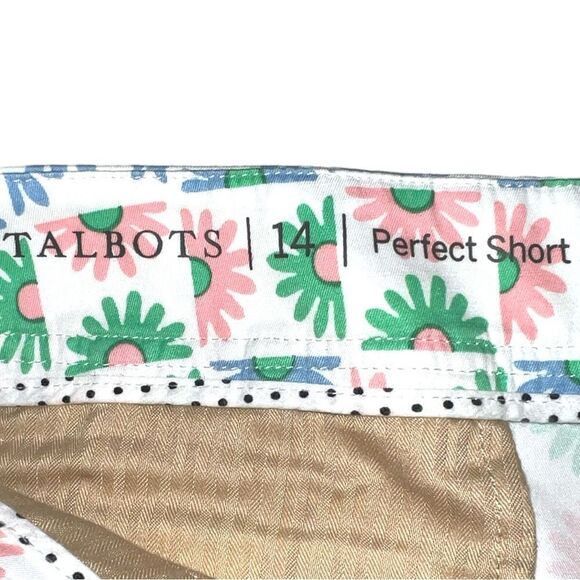 Talbots perfect shorts! New! Cute style and daisy pattern! - Picture 6 of 8